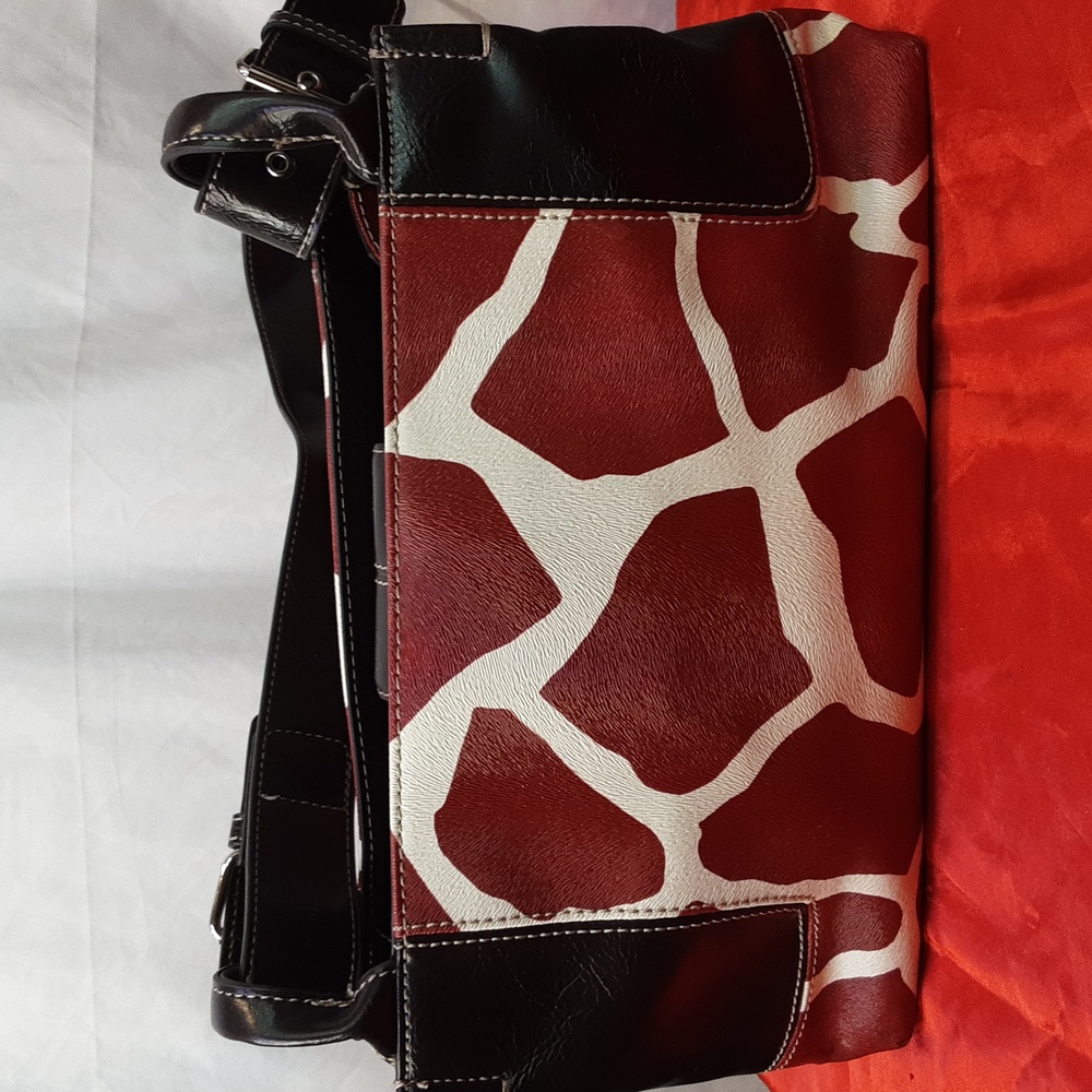 Purse - Picture 4 of 7